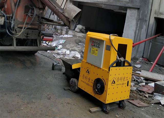 二次結(jié)構(gòu)泵施工現(xiàn)場(chǎng)