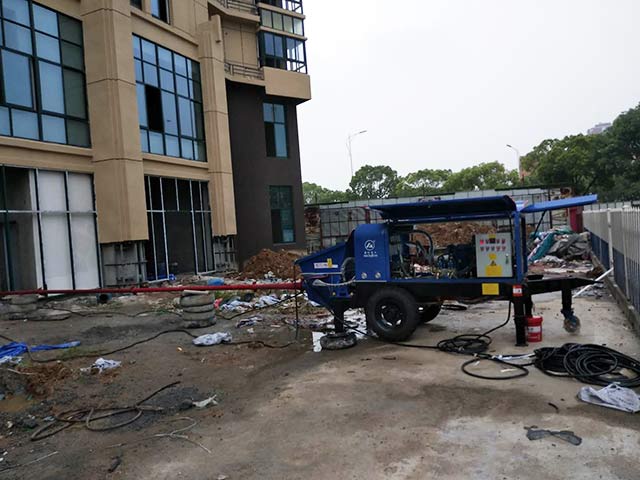 細石混凝土泵的生產(chǎn)廠家合作標龍建筑中匯國際商業(yè)廣場二期工程項目 細石混凝土泵的生產(chǎn)廠家合作標龍建筑中匯國際商業(yè)廣場二期工程項目