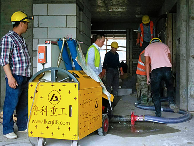 二次構造柱上料泵合作南通建工南航校區(qū)實驗與研究中心項目 二次構造柱上料泵合作南通建工南航校區(qū)實驗與研究中心項目